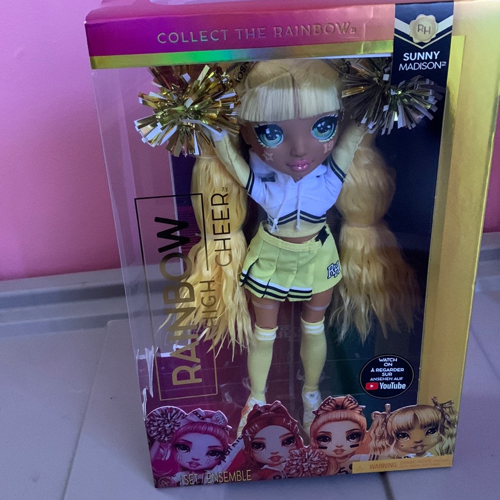 Rainbow high cheer doll